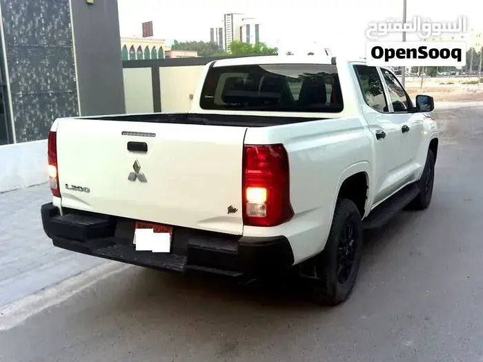 Mitsubishi L200 2024 photo 3