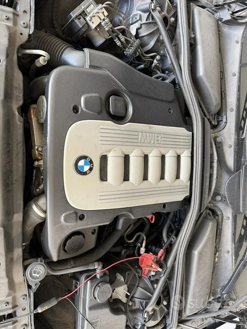 BMW 5 Series 2005 photo 2