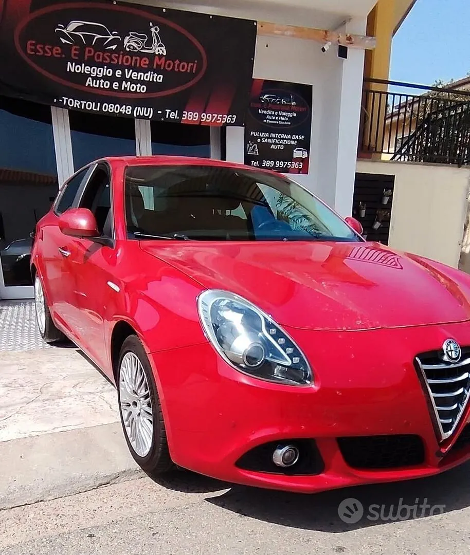 Alfa Romeo Giulietta 2015 photo 2