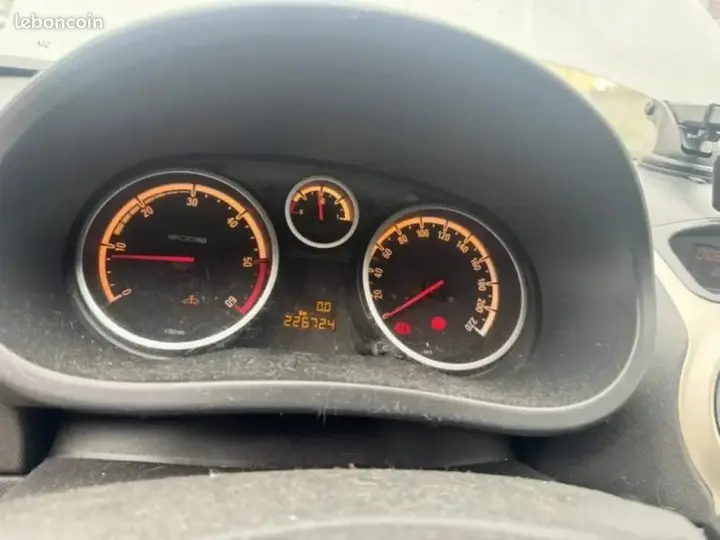 Opel Corsa 2009 photo 4