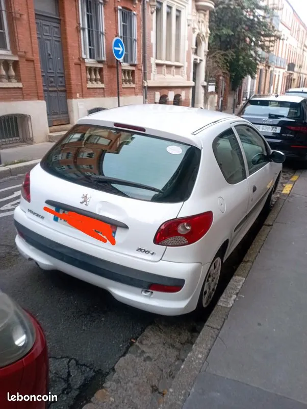 Peugeot 206 2009 photo 3
