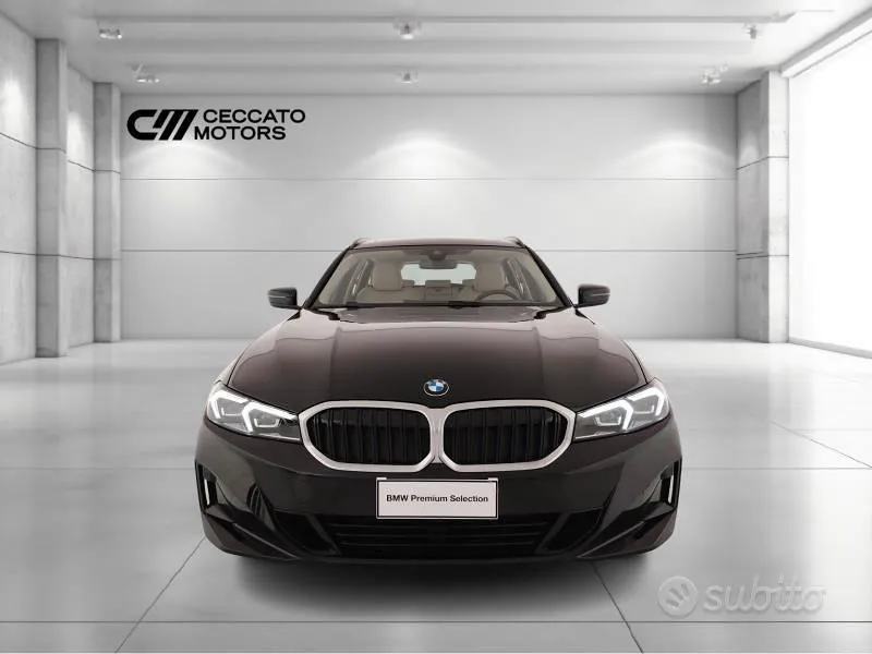 BMW 3 Series 2024 photo 2