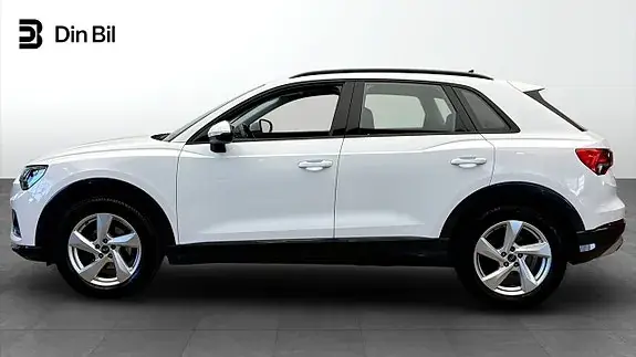 Audi Q3 2023 photo 2