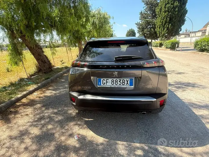 Peugeot 2008 2021 photo 5