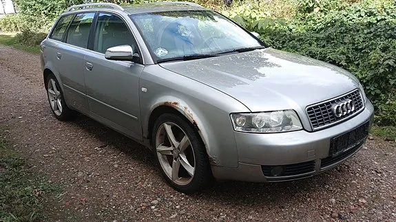 Audi A4 2002 photo 2