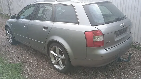 Audi A4 2002 photo 4