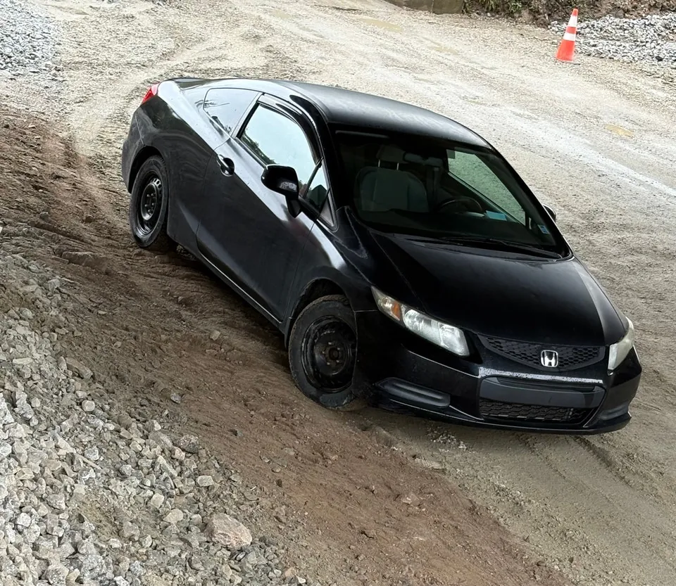 Honda Civic 2013 photo 3