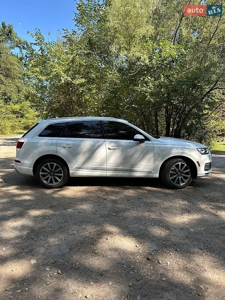 Audi Q7 2016 photo 3
