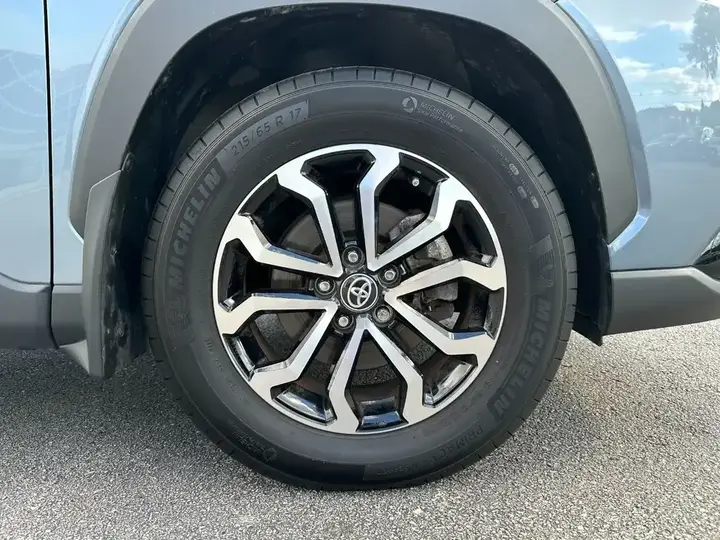 Toyota Corolla Cross 2023 photo 5