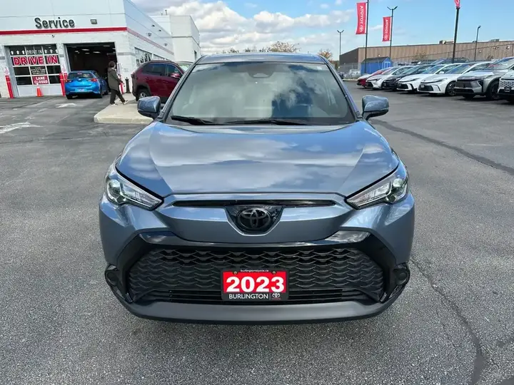 Toyota Corolla Cross 2023 photo 3