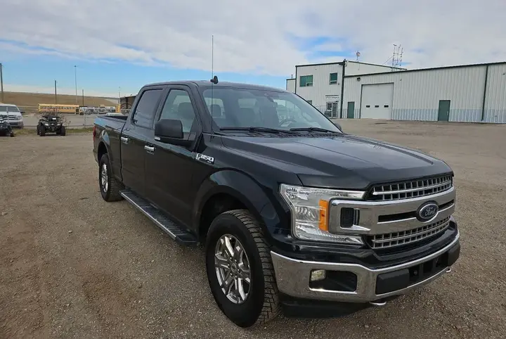 Ford F-150 2020 photo 2