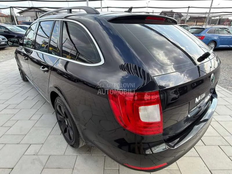 Skoda Superb 2012 photo 5