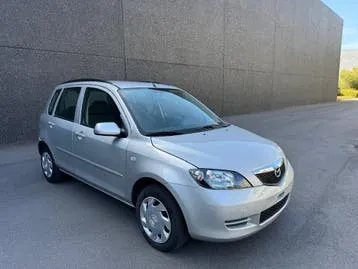Mazda 2 2004 photo 3