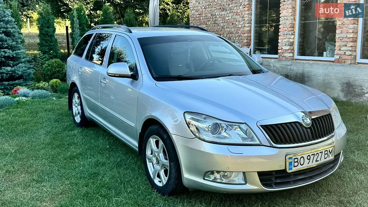 Skoda Octavia 2011 photo 3