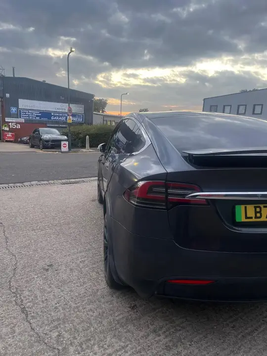 Tesla Model X 2020 photo 4