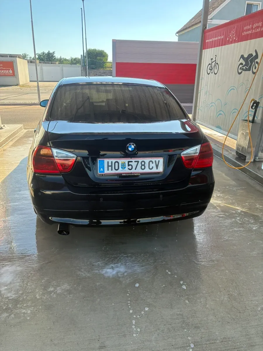 BMW 3 Series 2007 photo 2