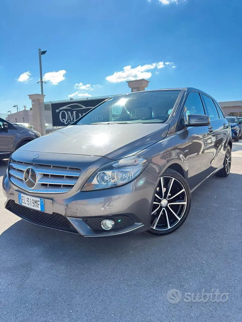 Mercedes-Benz B