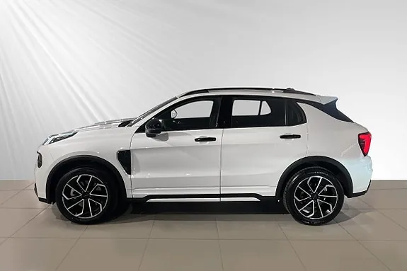 Lynk & Co 01 2025 photo 2