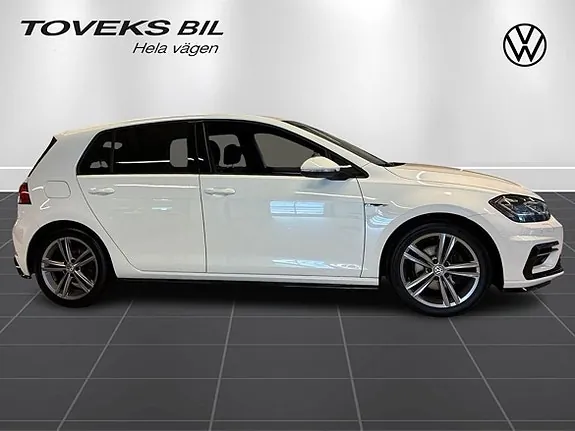 Volkswagen Golf I 2019 photo 2