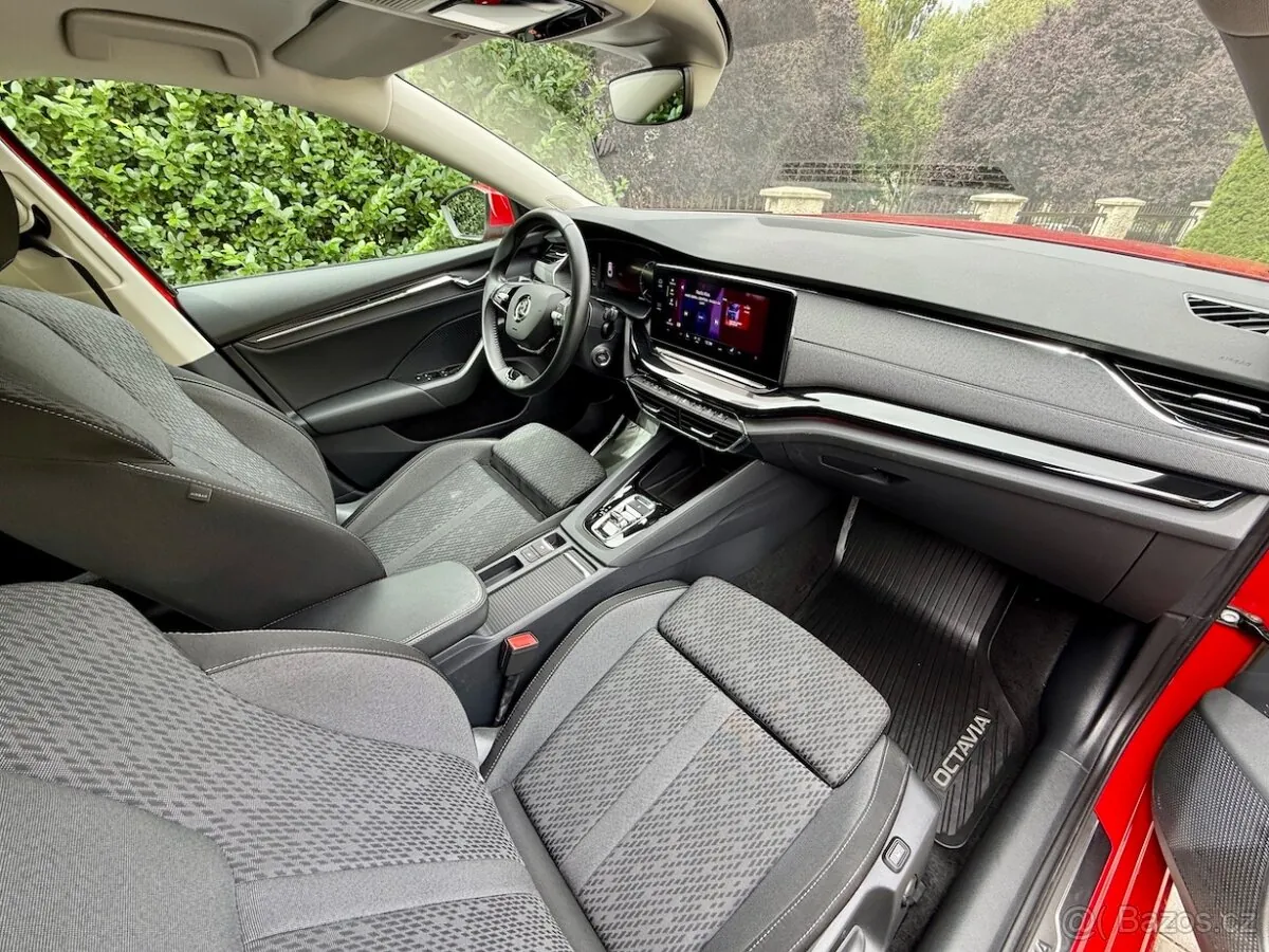 Skoda Octavia 2023 photo 4