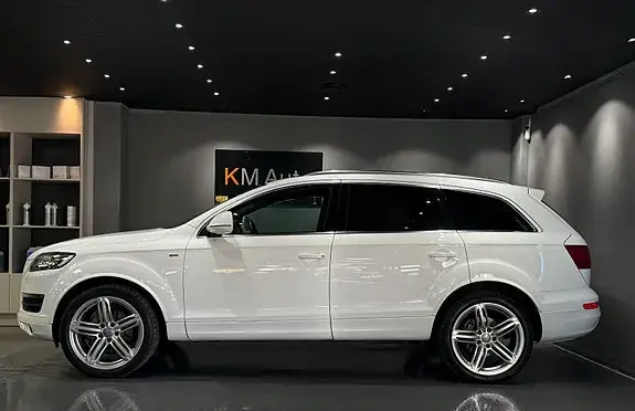Audi Q7 2012 photo 5