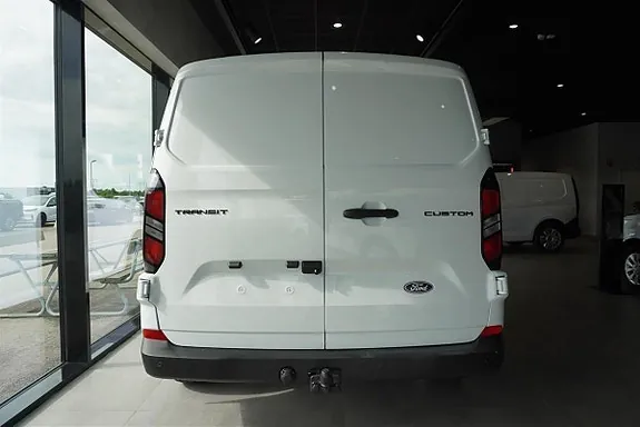 Ford Transit Custom 2027 photo 4