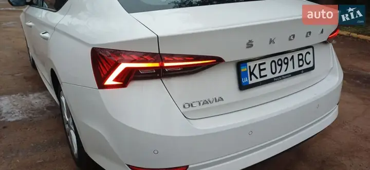 Skoda Octavia 2020 photo 2