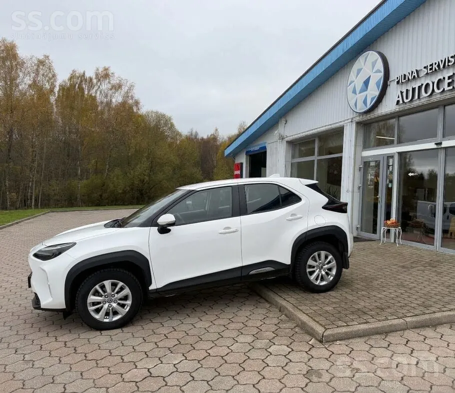 Toyota Yaris Cross 2023 photo 3
