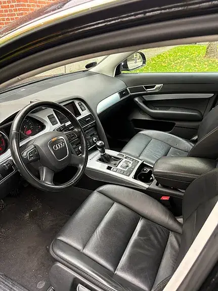 Audi A6 2010 photo 3