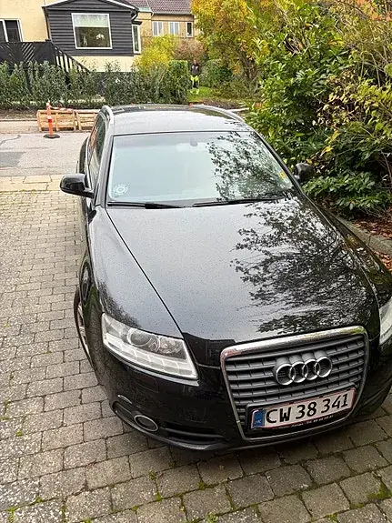 Audi A6 2010 photo 2