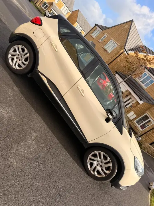 Renault Captur 2014 photo 4