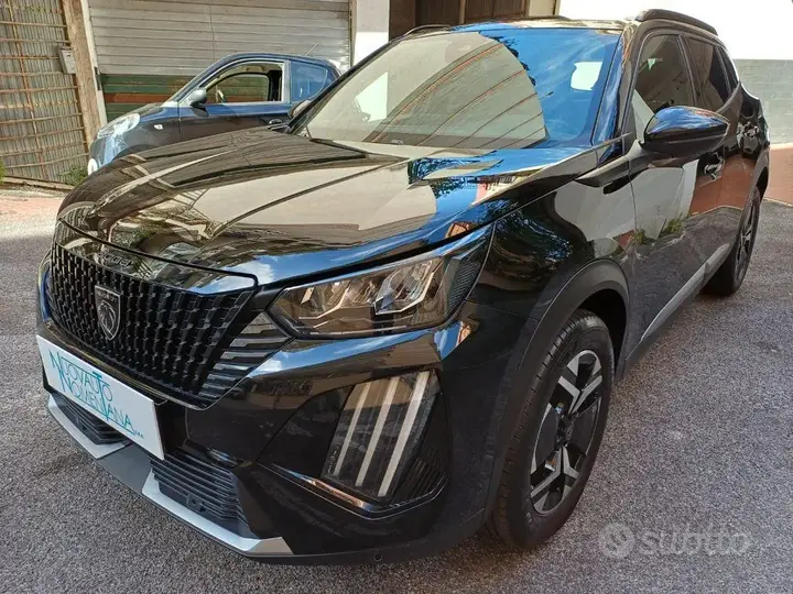 Peugeot 2008 2025 photo 2