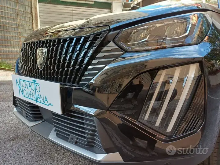 Peugeot 2008 2025 photo 3