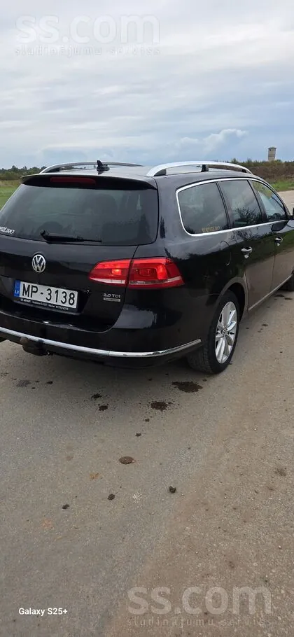 Volkswagen Passat 2011 photo 4