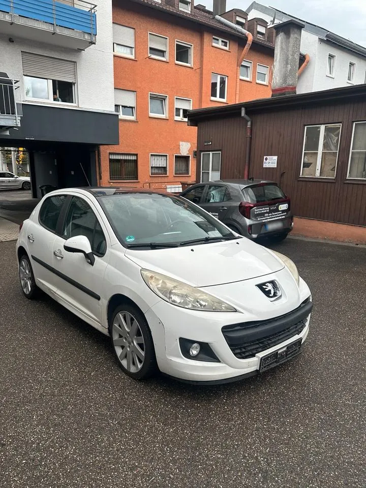Peugeot 207