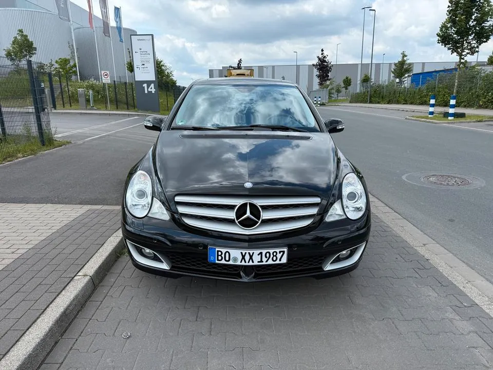 Mercedes-Benz R-Class