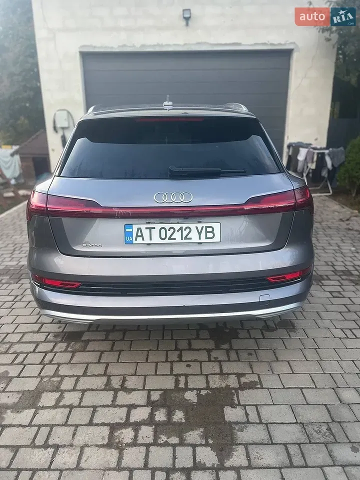 Audi E-Tron 2019 photo 4