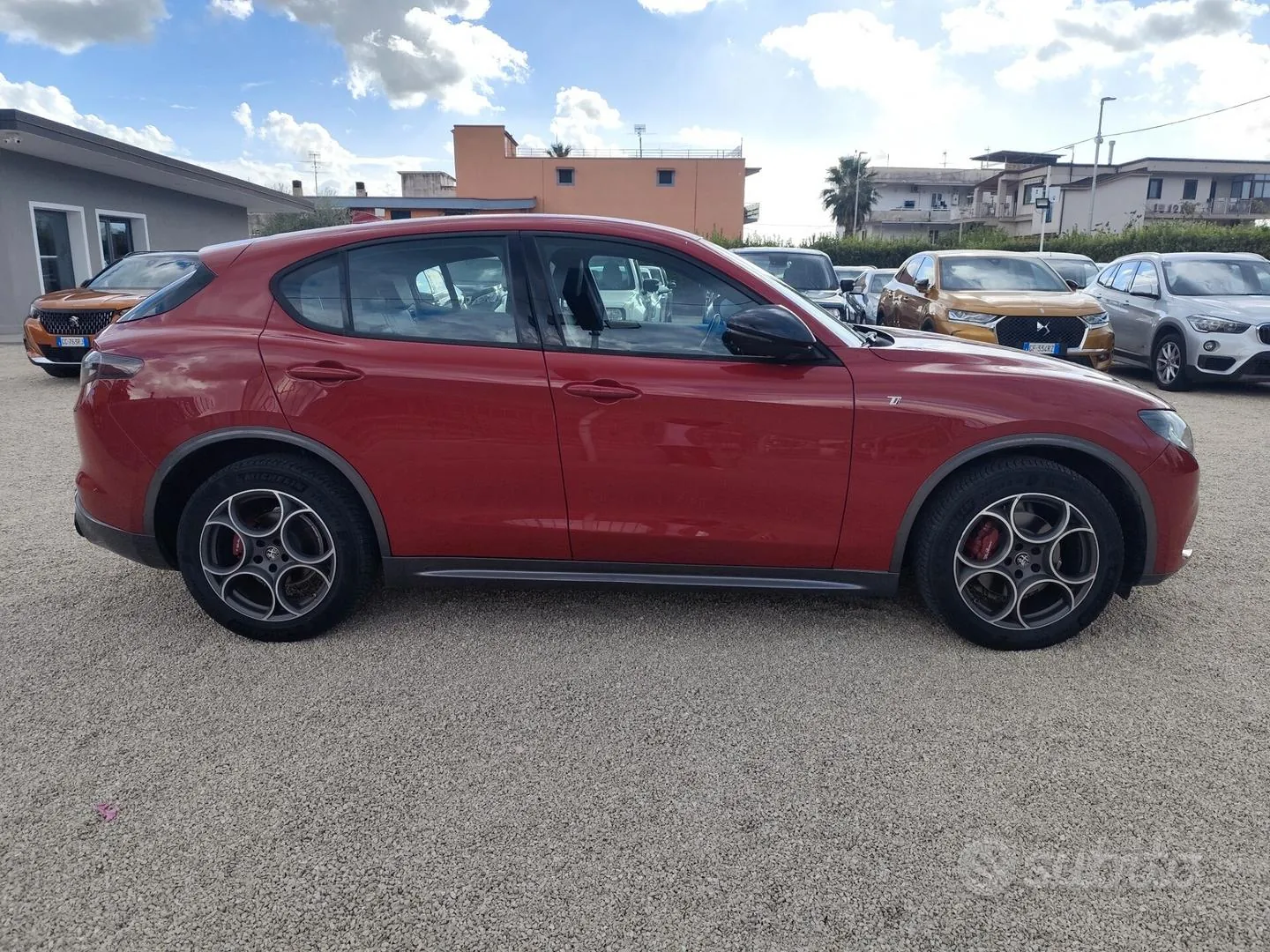 Alfa Romeo Stelvio 2023 photo 2