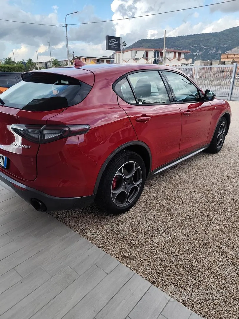 Alfa Romeo Stelvio 2023 photo 5