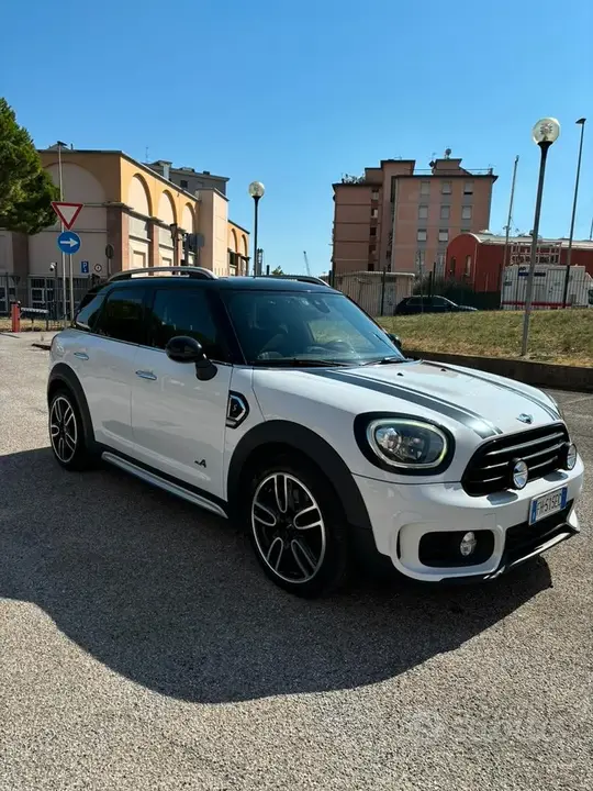 Mini Countryman 2017 photo 2