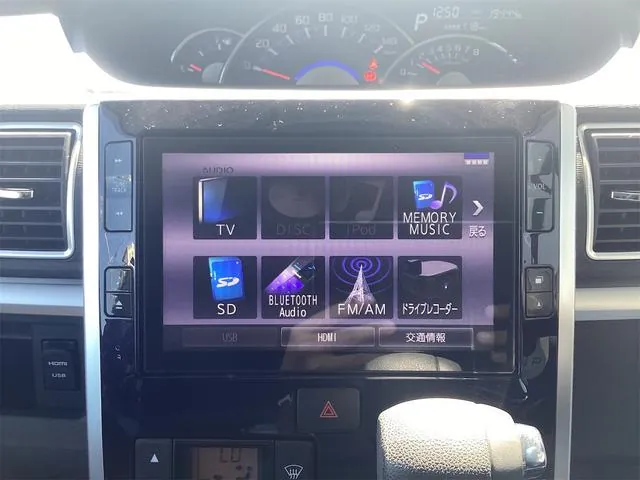 Daihatsu Tanto 2018 photo 4