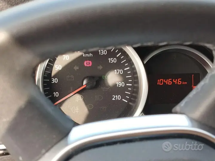 Dacia Duster 2017 photo 2