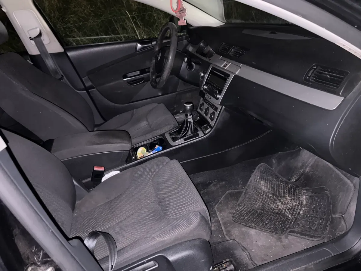 Volkswagen Passat 2008 photo 2