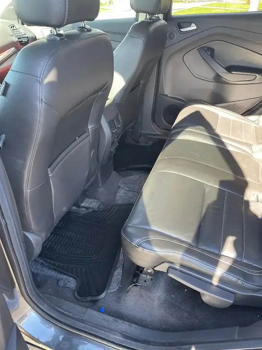 Ford Escape 2015 photo 2