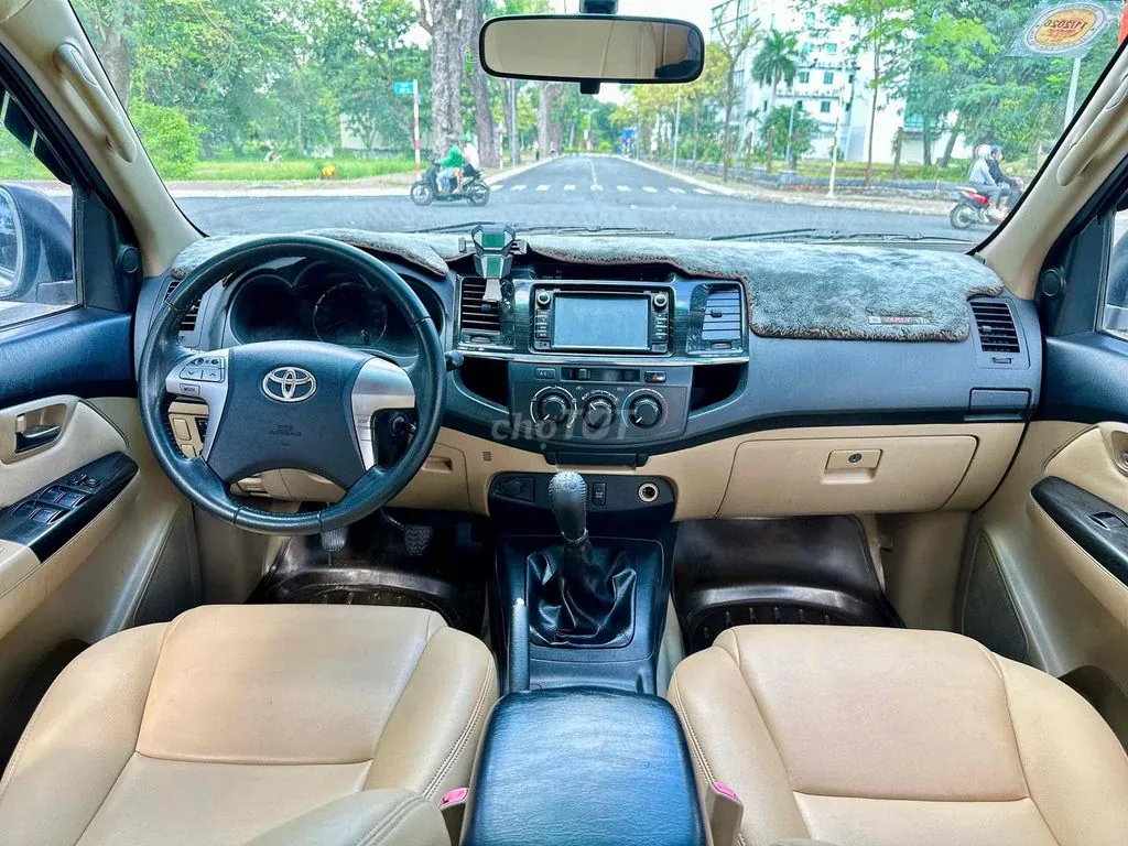 Toyota Fortuner 2014 photo 4
