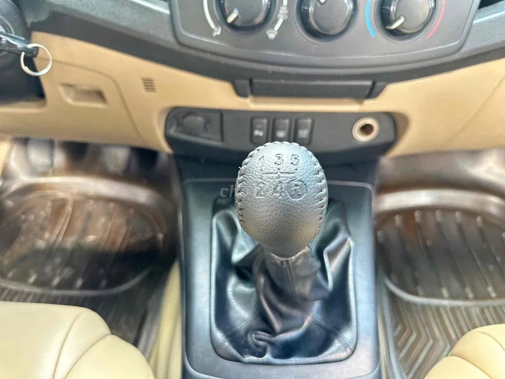 Toyota Fortuner 2014 photo 5