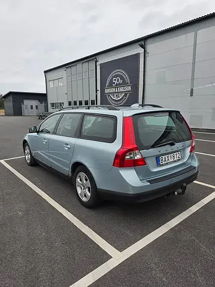 Volvo V70 2008 photo 2