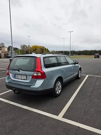 Volvo V70 2008 photo 4