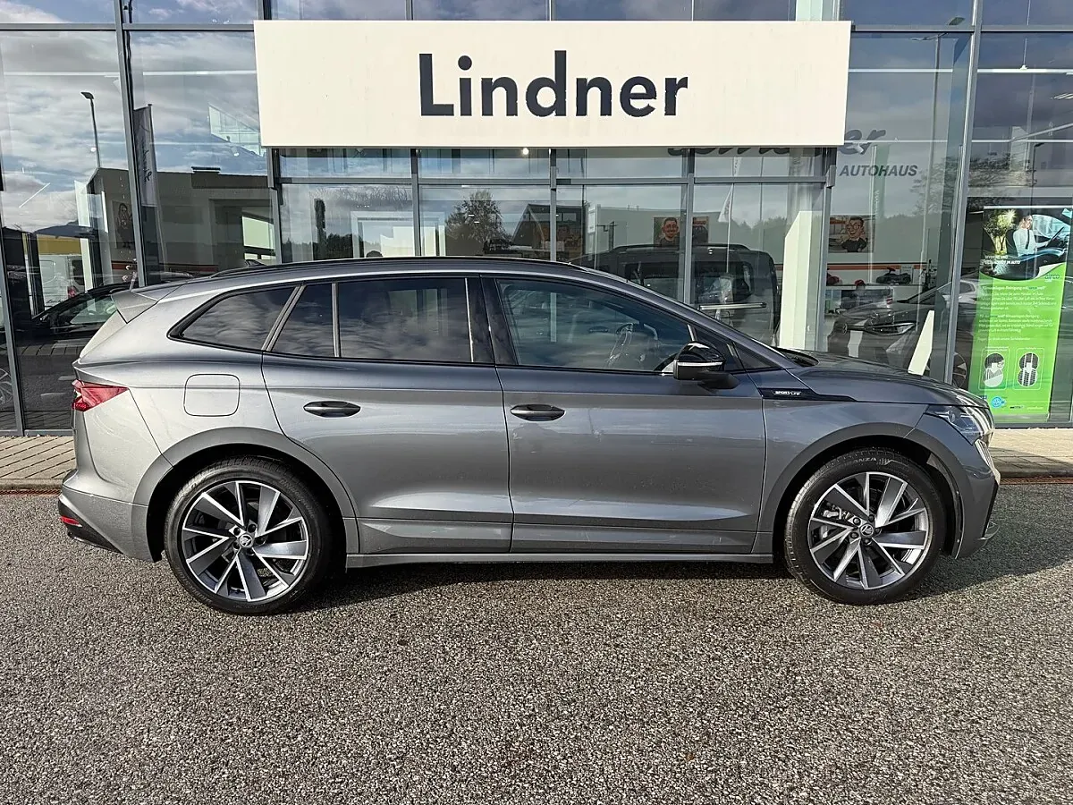 Skoda Enyaq 2023 photo 2