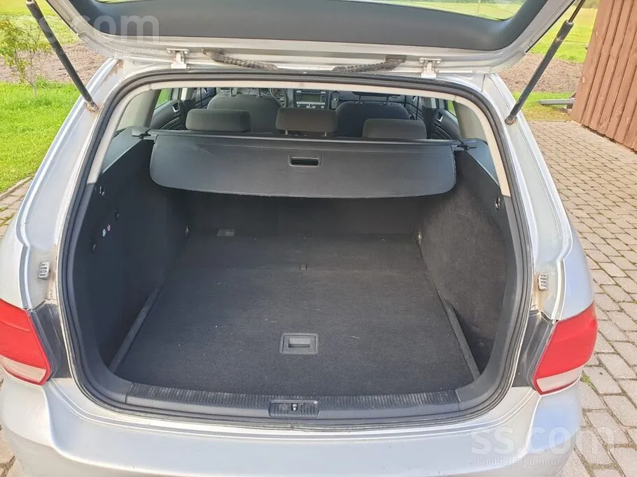 Volkswagen Golf 2009 photo 4